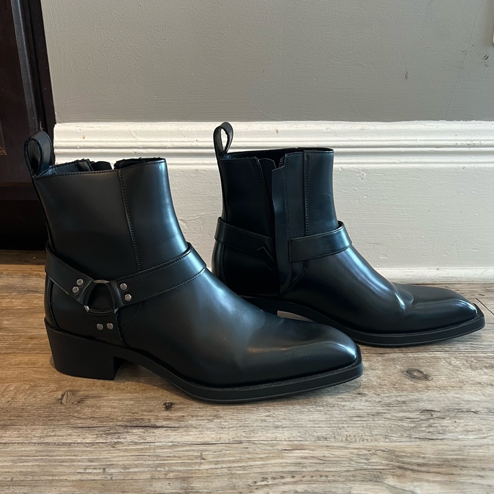 Men’s Zara Chelsea Boot
